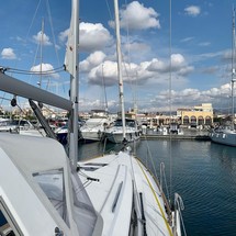 Beneteau Oceanis 38.1