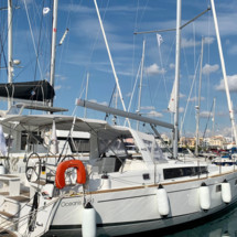 Beneteau Oceanis 38.1