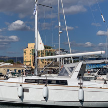 Beneteau Oceanis 38.1