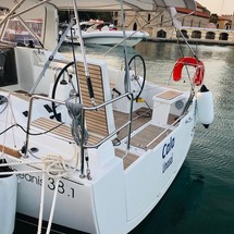 Beneteau Oceanis 38.1