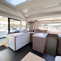 Fountaine Pajot Astrea 42