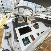 Hanse 588