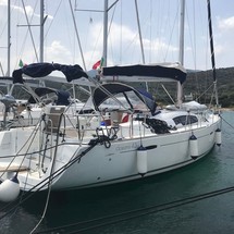 Beneteau Oceanis 43