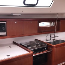 Beneteau Oceanis 43