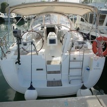 Beneteau Oceanis 43