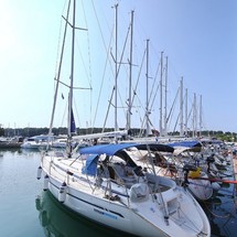 Bavaria 38