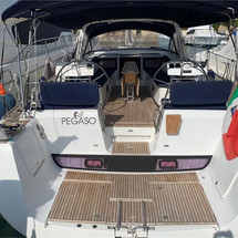 Beneteau Oceanis 58