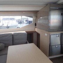 Fountaine Pajot Lucia 40