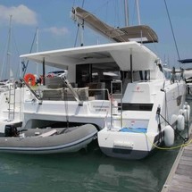 Fountaine Pajot Lucia 40