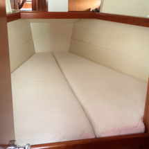 Beneteau Oceanis 43