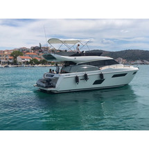 Ferretti 450