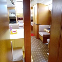 Jeanneau Sun Odyssey 439