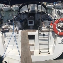 Beneteau Oceanis 43