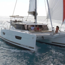 Fountaine Pajot Lucia 40