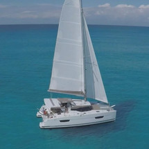 Fountaine Pajot Lucia 40