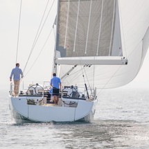 Hanse 548