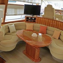 Azimut 58