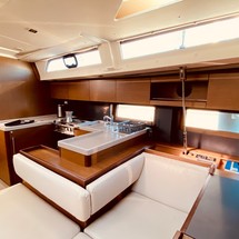 Beneteau Oceanis 51.1