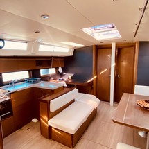 Beneteau Oceanis 51.1