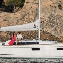 Beneteau Oceanis 38.1