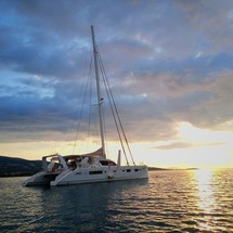 Catana 65