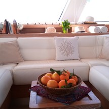 Catana 65