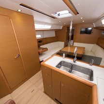 Jeanneau Sun Odyssey 379