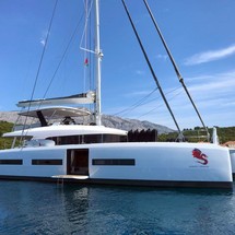 Lagoon SEVENTY 7