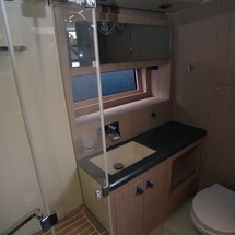 Beneteau Oceanis Yacht 62