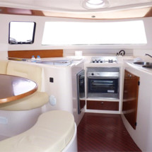 Fountaine pajot belize 43