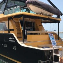 Azimut Magellano 76