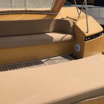 Azimut Magellano 76