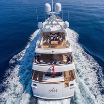 Benetti 100