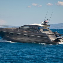 Pershing 50