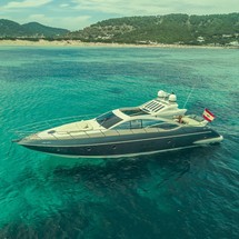 Azimut 68S