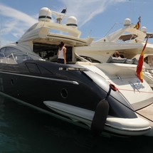 Azimut 68S