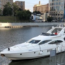 Azimut 68