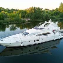 Azimut 68