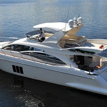 Azimut 58