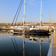 Custom built under lloyds class 100a1 nordia 61 ketch