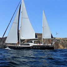 Custom built under lloyds class 100a1 nordia 61 ketch