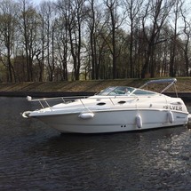 Chaparral 240 Signature