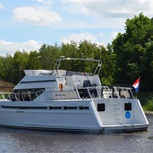 Heesen Galactica Super Nova