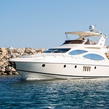 Azimut 68