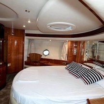 Azimut 68