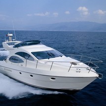 Azimut 42