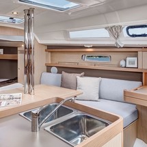 Beneteau Oceanis 31