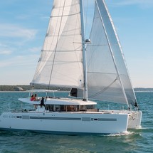 Lagoon 450 S