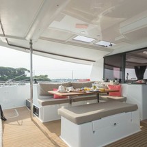 Fountaine Pajot Helia 44