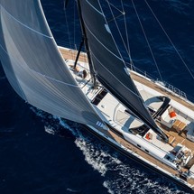 Beneteau Oceanis Yacht 62